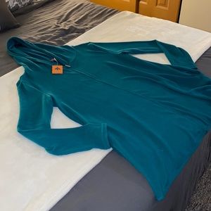 Mountain Mamas hooded cardigan with full zipper